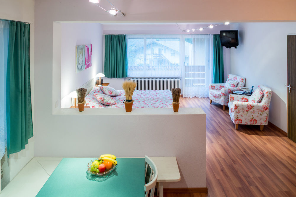Badehotel Salina Maris - Wellness & Vintage Mörel Buitenkant foto