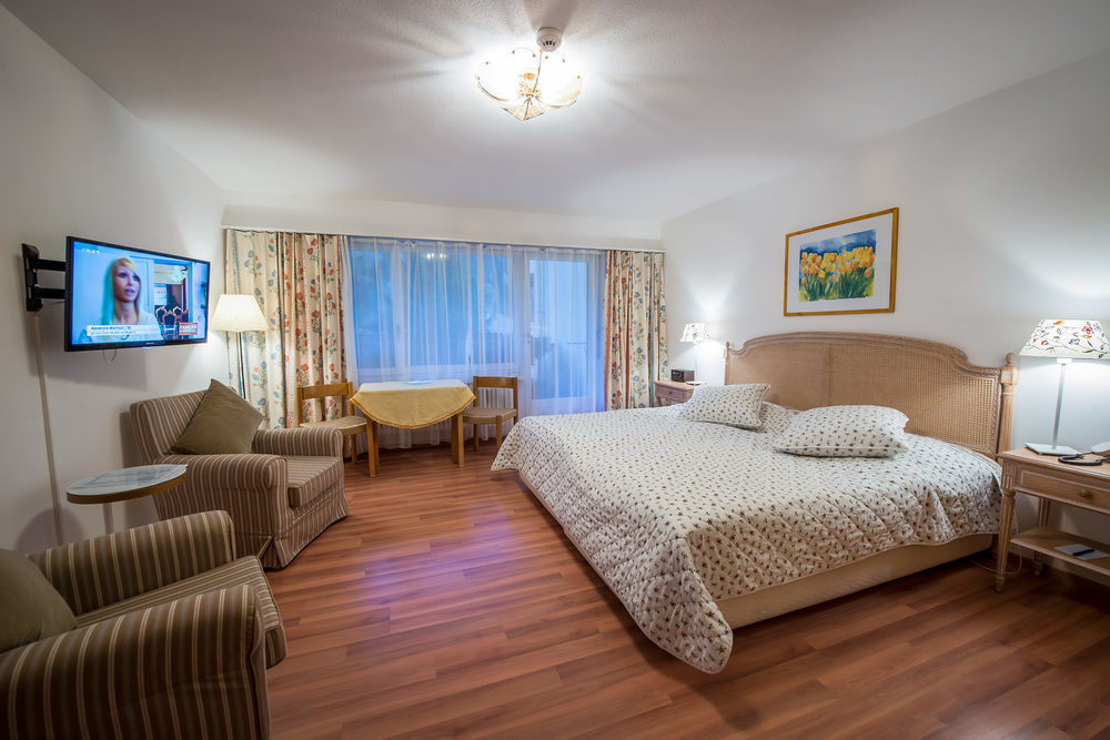 Badehotel Salina Maris - Wellness & Vintage Mörel Buitenkant foto